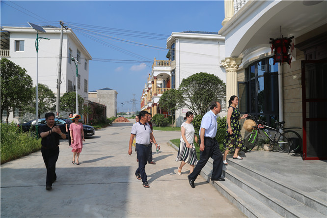 实地走访.JPG