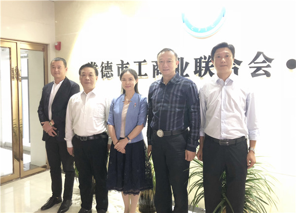 张业梅主席会见 (12)_副本.jpg