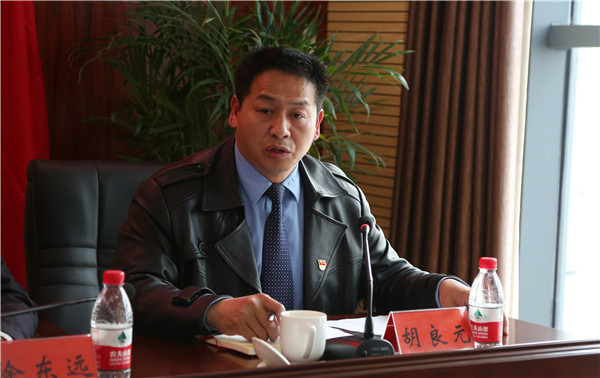 市委第三巡察组副组长胡良元同志作考试说明_副本.jpg