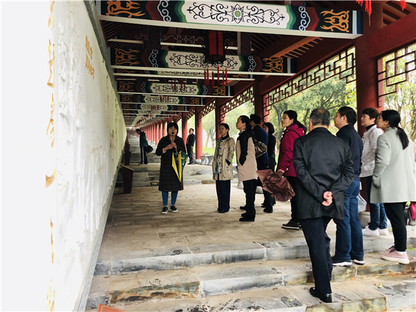 微信图片_20190403152544_副本.jpg