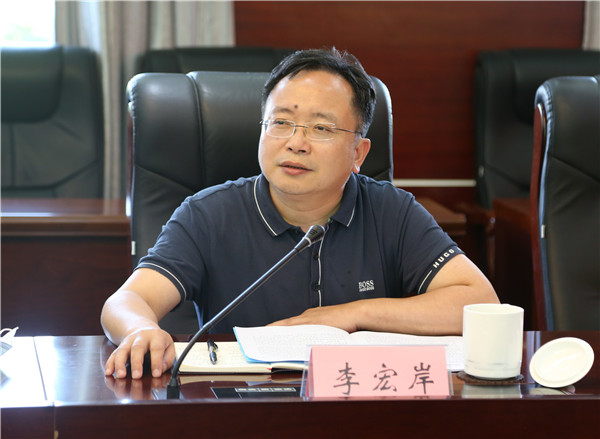 李宏岸.jpg 李宏岸.jpg